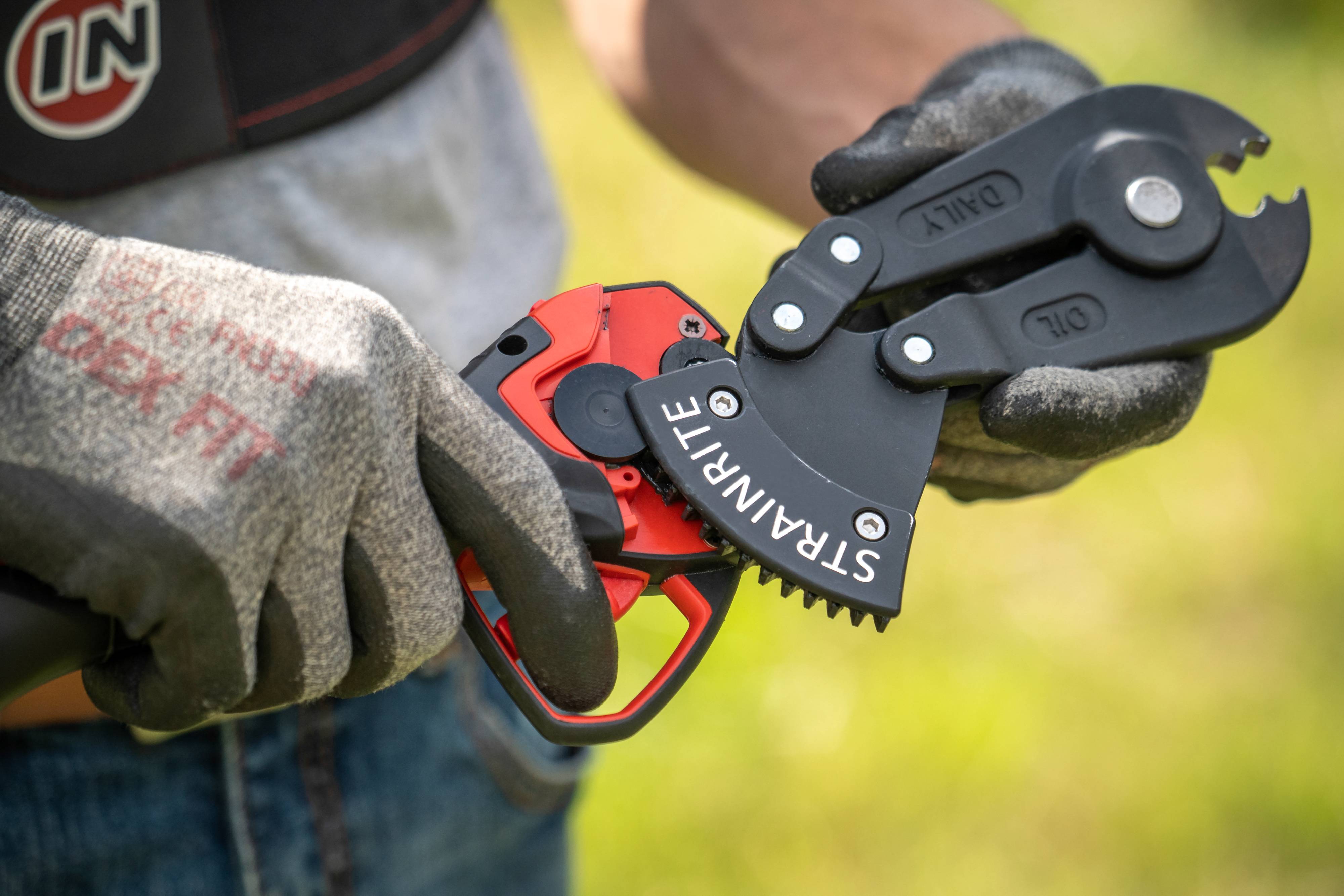 Strainrite ProCrimp Powered Crimping Tool