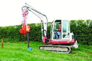 vibrating post driver for mini excavator Postmaster Mini - vibration post-driver main image 1
